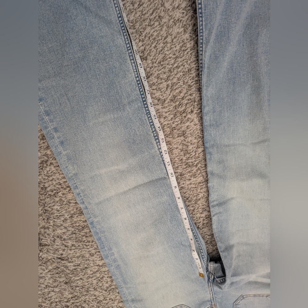 High Waisted Light Blue Flare Jeans With Front Pockets - Picture 6 of 8